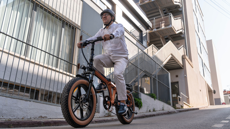Tres bicicletas eléctricas Youin para ciudad, aventura y carga