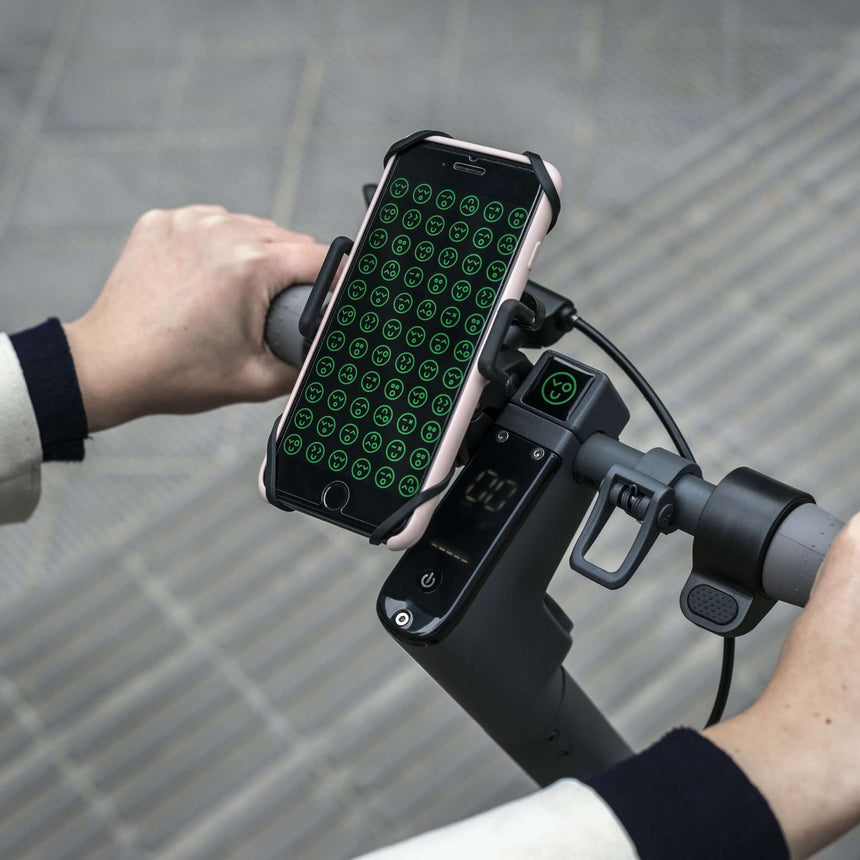 Soporte universal para smartphone en patinete o bicicleta eléctrica